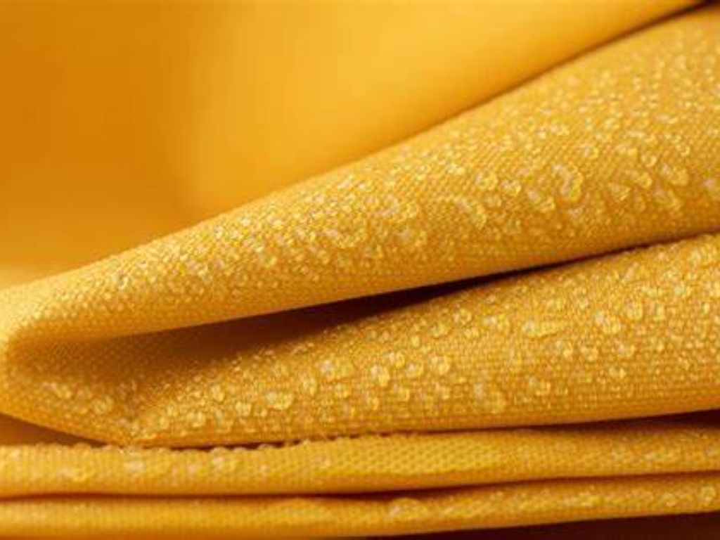 Sợi Nylon rất bền, nhẹ, có bề mặt mịn màng và mang lại cảm giác mượt mà