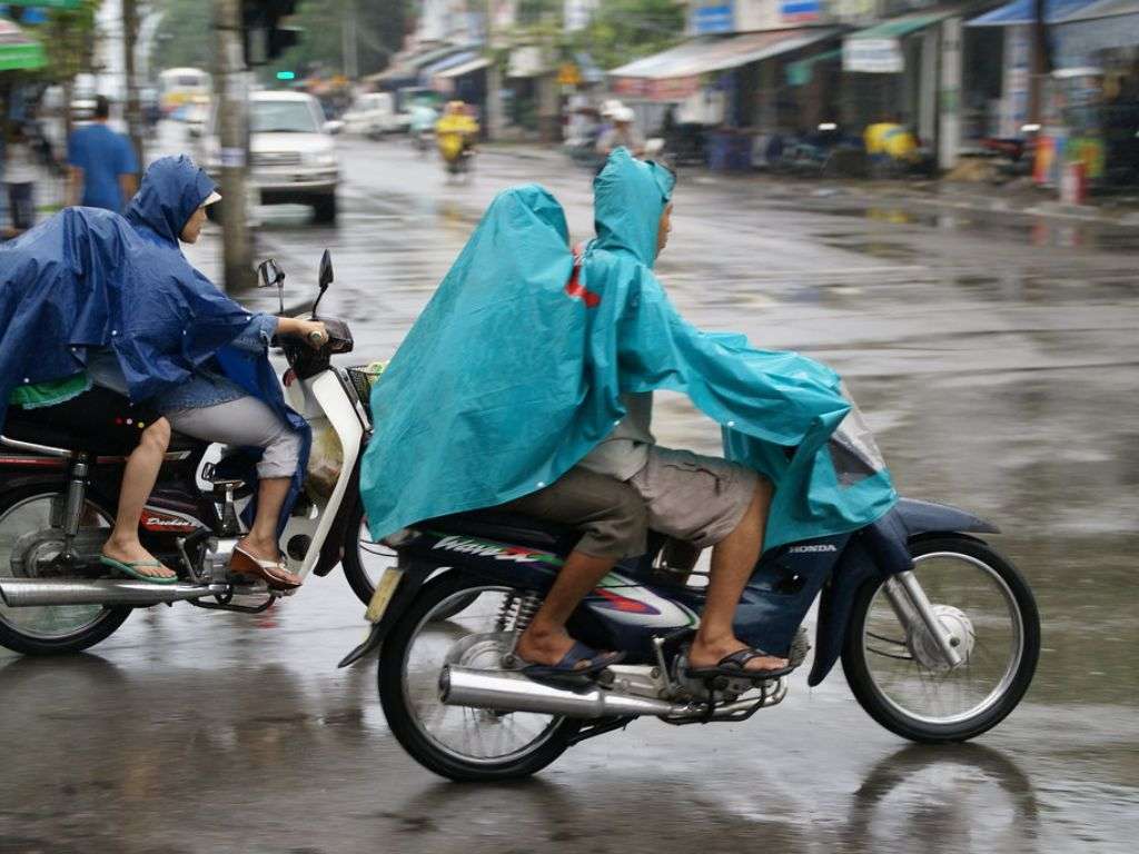 Thị trường áo mưa vải dù hiện nay rất đa dạng về mẫu mã