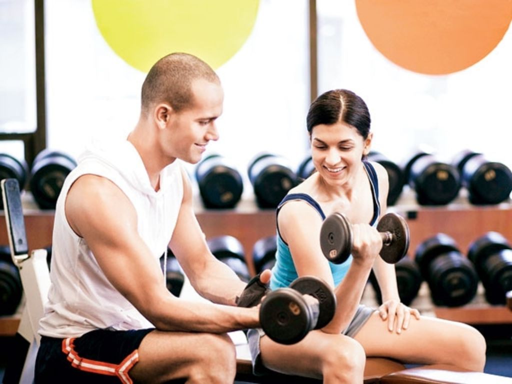 Áo tank top gym, hay còn gọi là áo ba lỗ