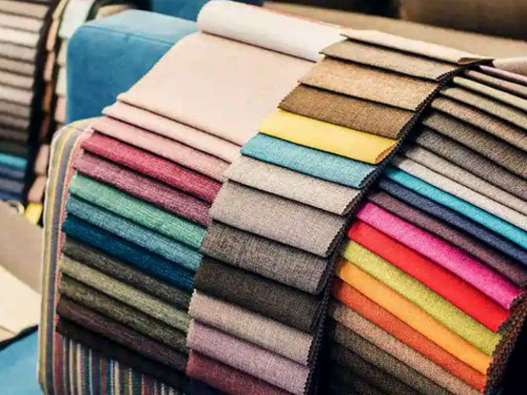 Chất liệu chuyên dụng thường có độ co giãn tốt