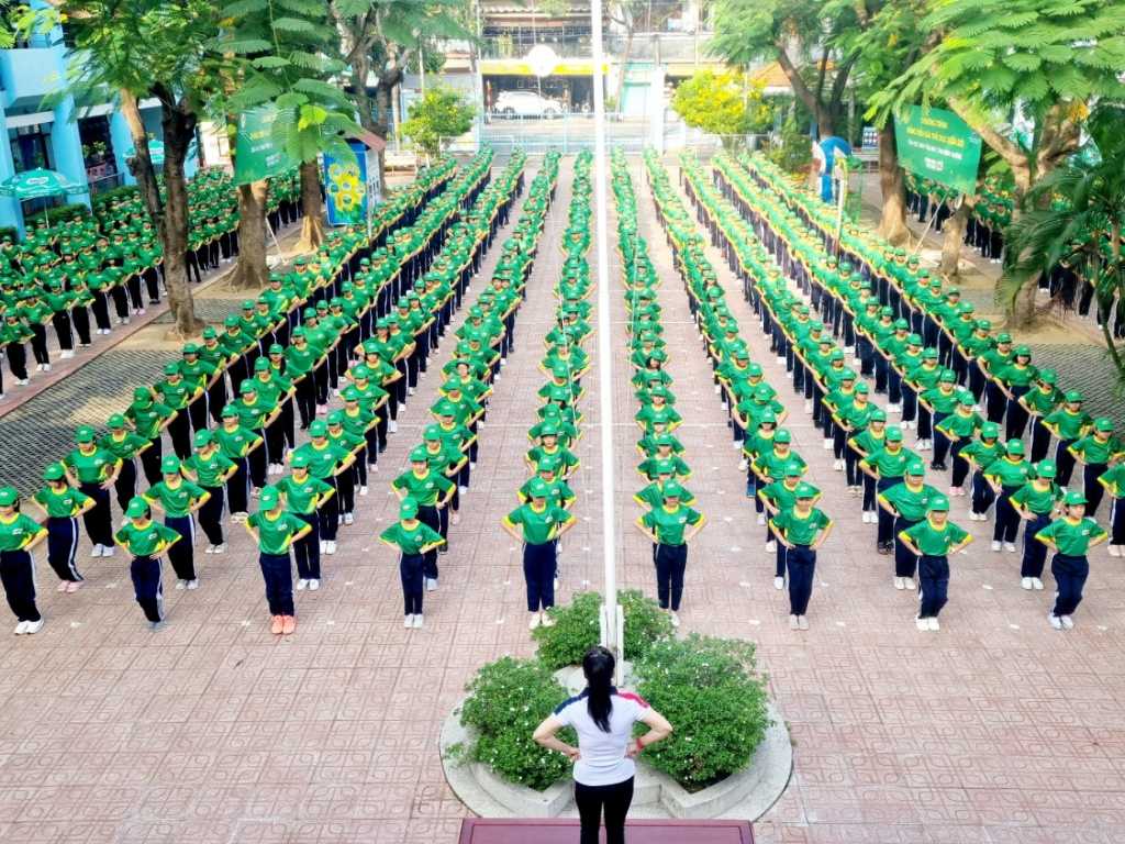 Đồng phục thể dục giúp tạo sự đồng nhất và bình đẳng giữa các học sinh