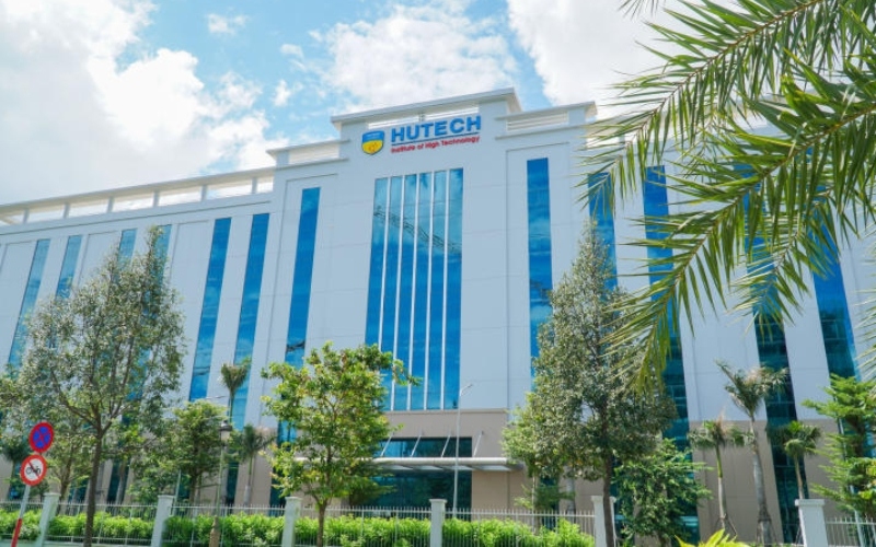 HUTECH là trường công hay tư? Câu trả lời là trường tư