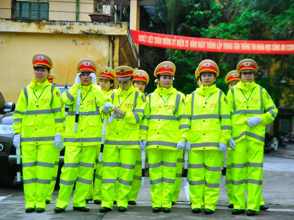 Áo mưa đồng bộ cho doanh nghiệp giúp xây dựng một hình ảnh chuyên nghiệp