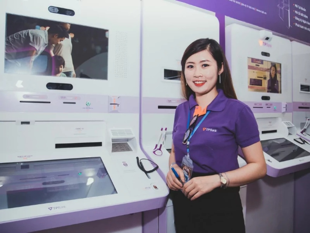 Bạn nên chọn áo polo đồng phục khi muốn xây dựng hình ảnh chuyên nghiệp