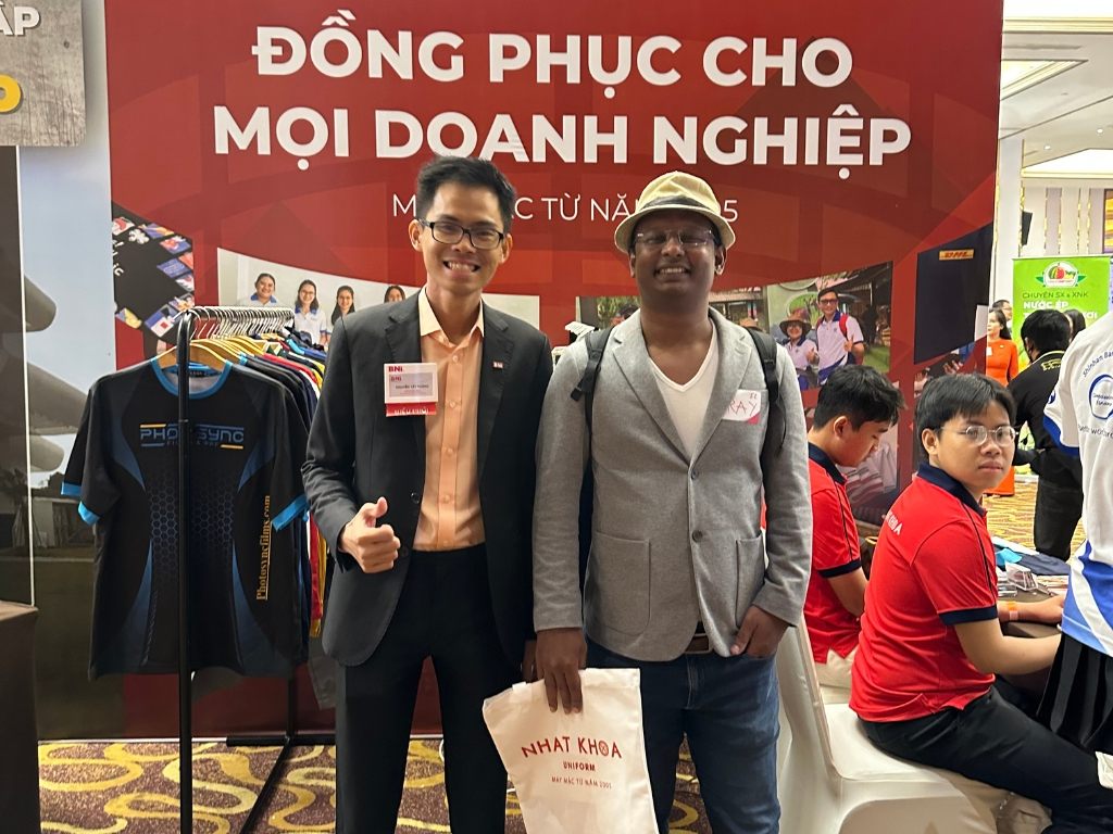 Nhất Khoa Uniform chuyên may in đồng phục áo polo công ty đẹp chuyên nghiệp