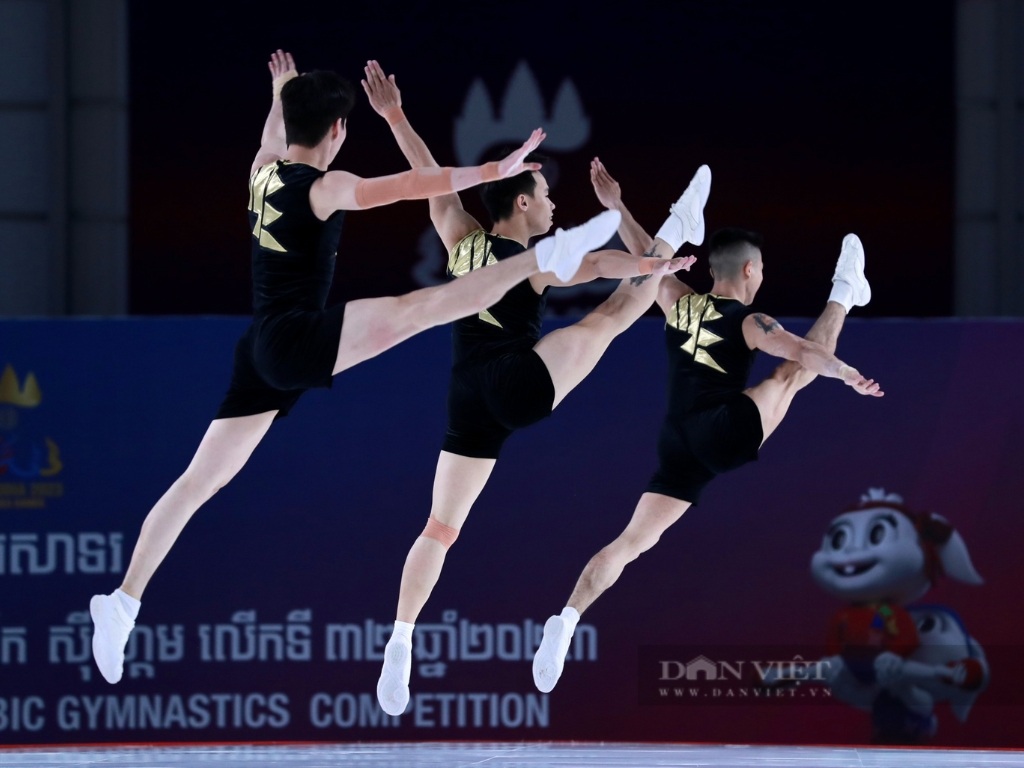 Bạn nên chọn đồ tập aerobic có chất lượng vải và thiết kế phù hợp cho vận động
