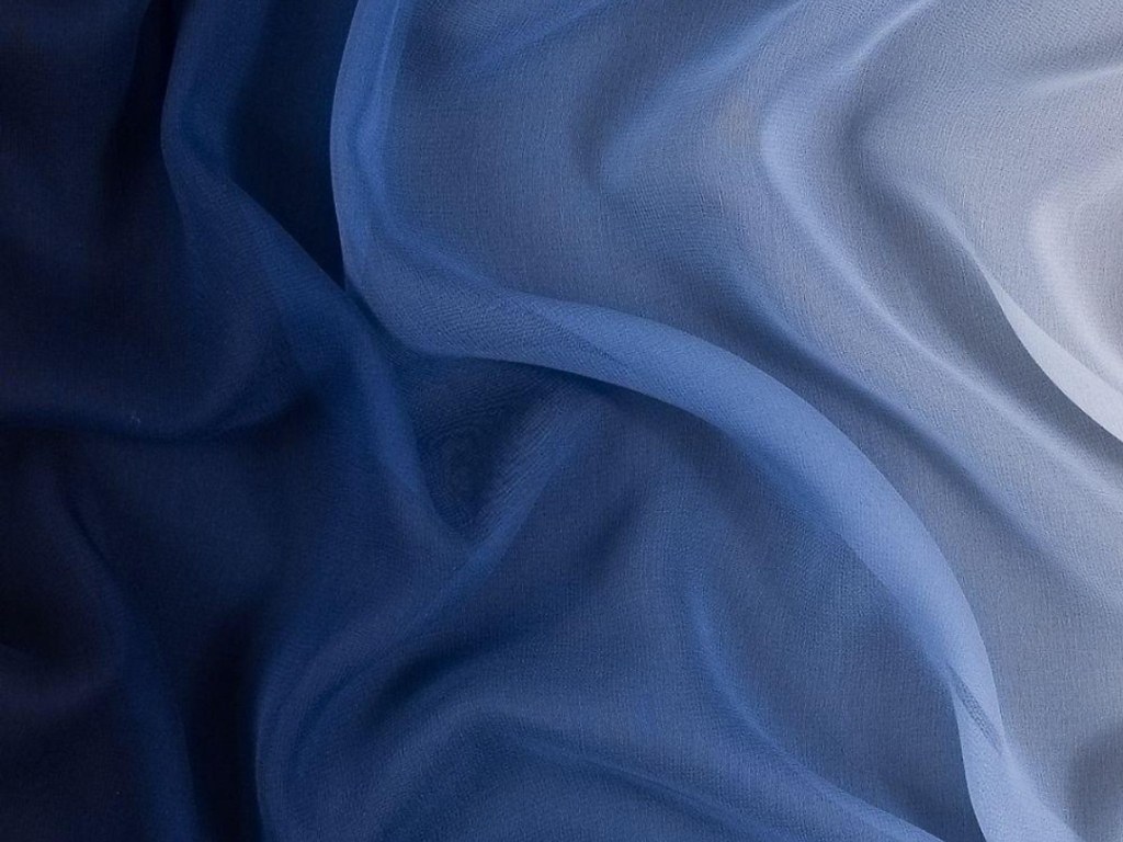 Vải voan nổi bật với đặc tính nhẹ và thoáng khí