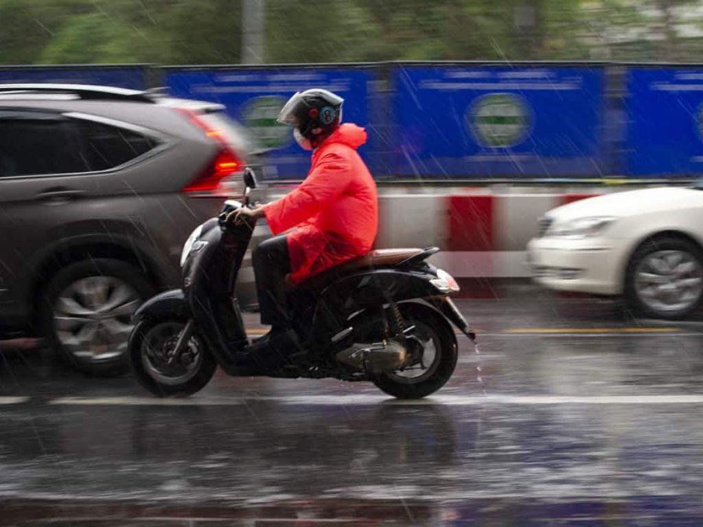 Bạn nên ưu tiên chọn áo mưa có chất lượng tốt