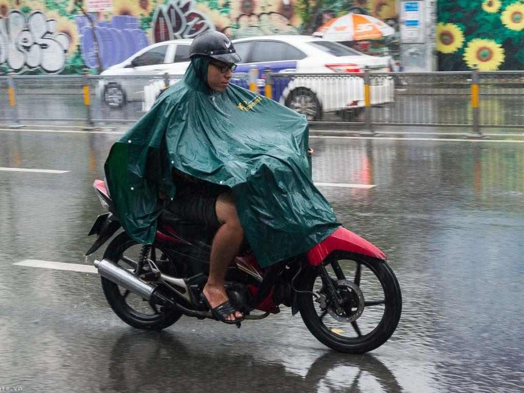 Áo mưa vải dù (đặc biệt loại siêu nhẹ) dễ dàng gấp gọn