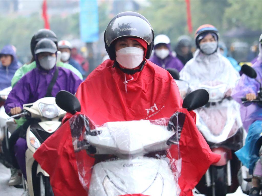 Thiết kế gọn gàng, ôm sát của áo mưa đi xe máy cao cấp