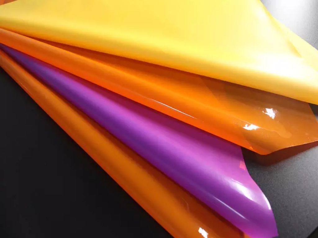 Độ dày của chất liệu vải ảnh hưởng trực tiếp đến độ bền