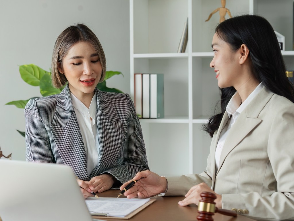 Khi bán đồng phục thể dục học sinh, bạn cần xây dựng quy trình tư vấn nhiệt tình