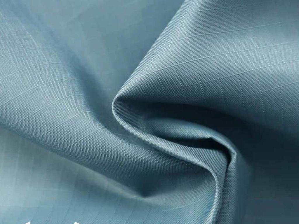 Chất liệu vải chuyên dụng có khả năng chống thấm cao