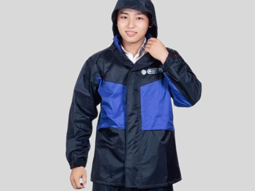 Quần đi mưa chất lượng sẽ giúp giữ cho phần dưới cơ thể của bạn