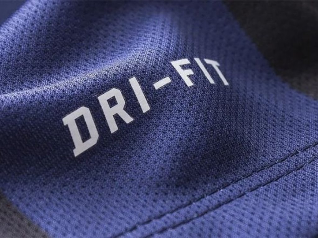 Vải Dri-FIT có khả năng thấm hút mồ hôi vượt trội