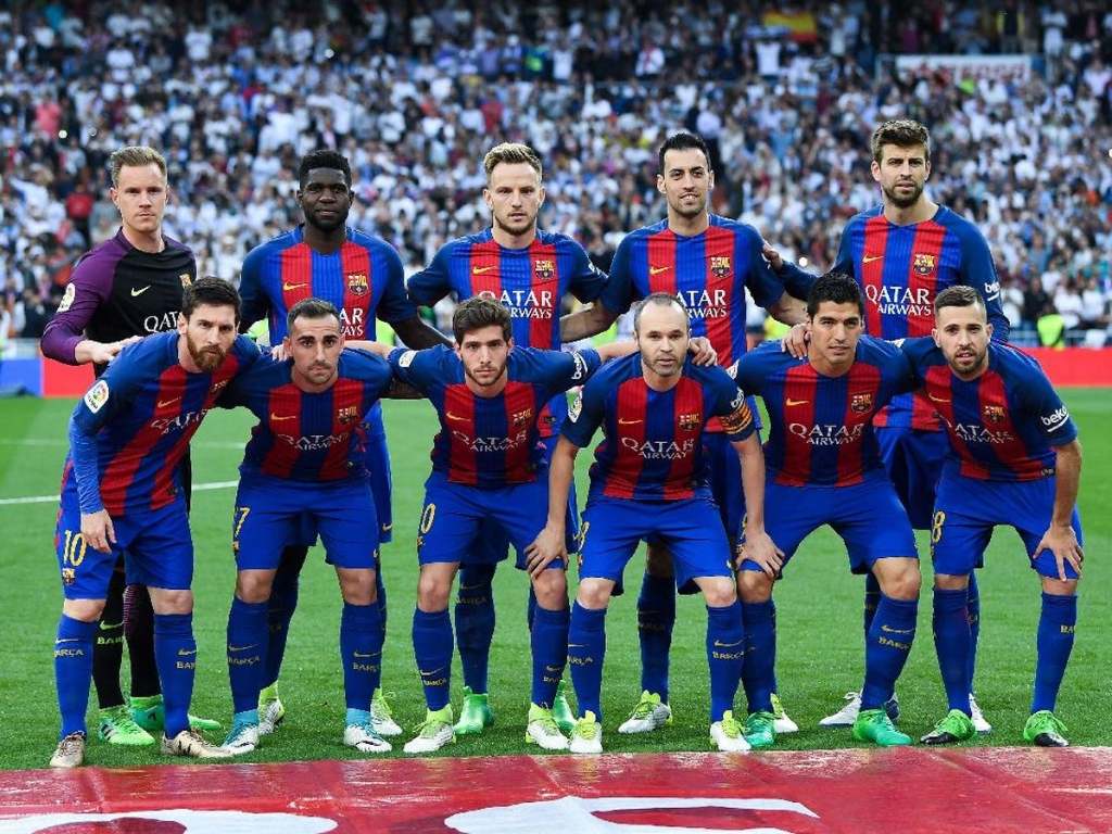 Áo CLB Barcelona là một trong những mẫu ao cau lac bo dep nhat the gioi