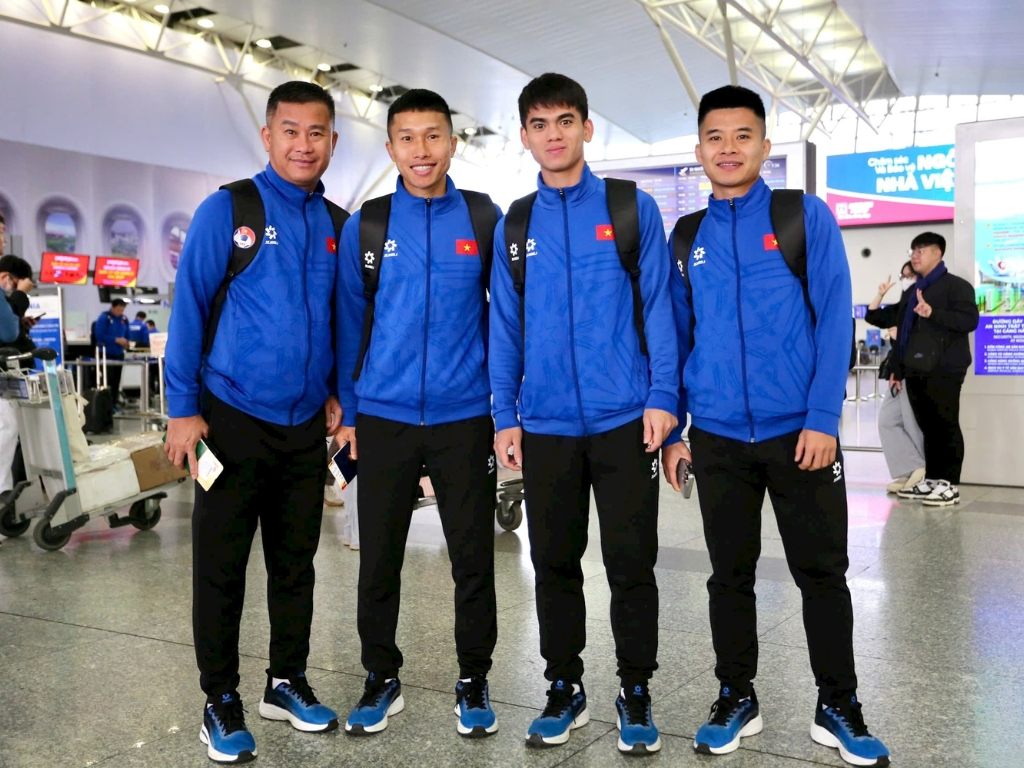 Một chiếc quan the thao dep cần có form dáng giúp người mặc cao ráo hơn