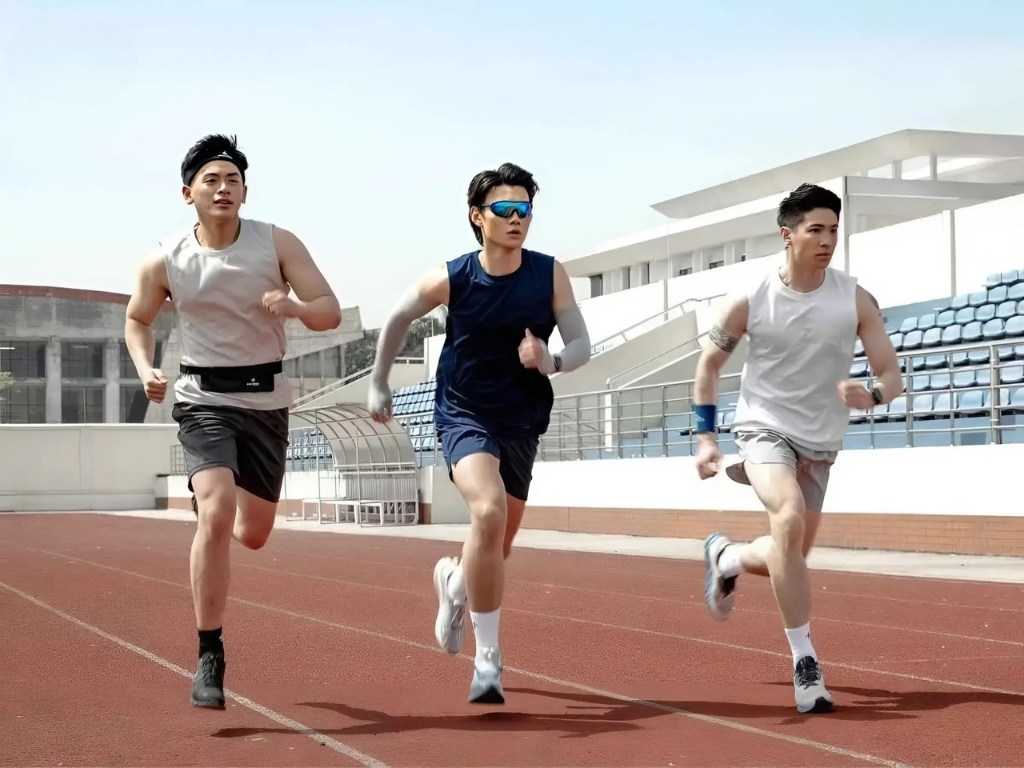 Quần thể thao nam cao cấp có độ bền vượt trội