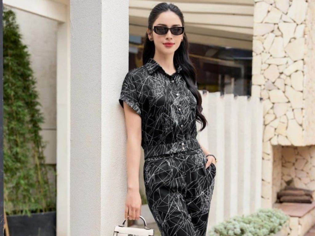 Áo sơ mi ngày nay được biến tấu với nhiều kiểu dáng như tay bồng