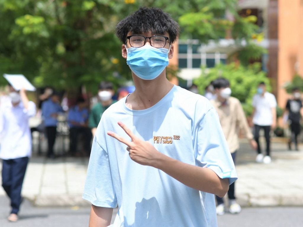 Trang phục phù hợp cho các buổi học thực hành tại xưởng