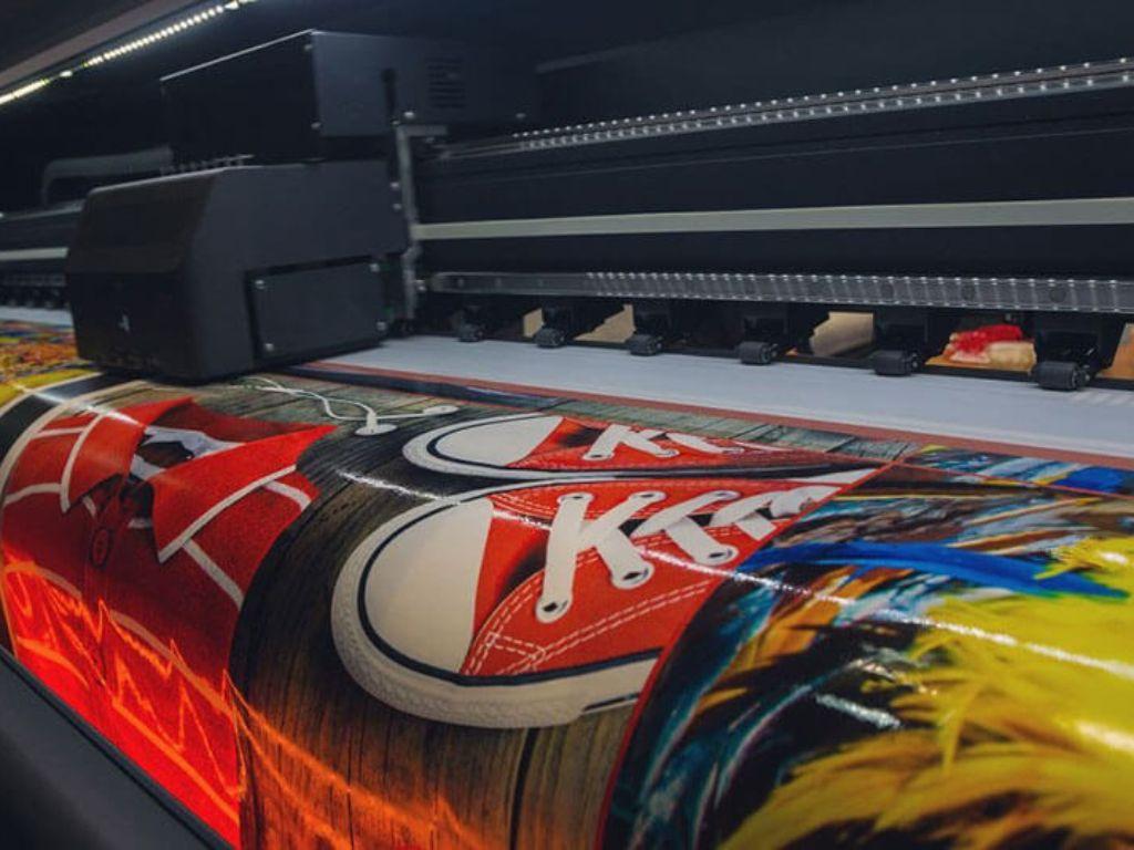 In chuyển nhiệt sắc nét và giữ màu bền lâu sau nhiều lần giặt