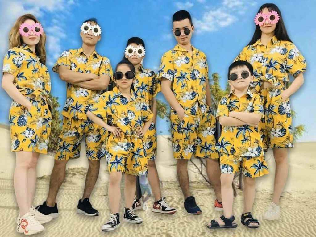 Hình in chính là linh hồn của bộ quần áo đi biển gia đình
