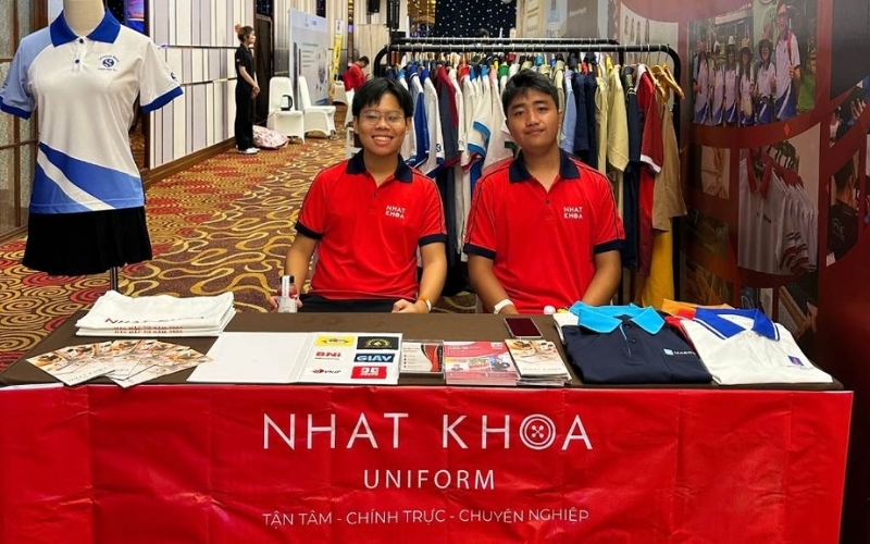 Nhất Khoa Uniform – Đơn vị may in đồng phục đáng tin cậy để bạn chọn đặt áo lớp