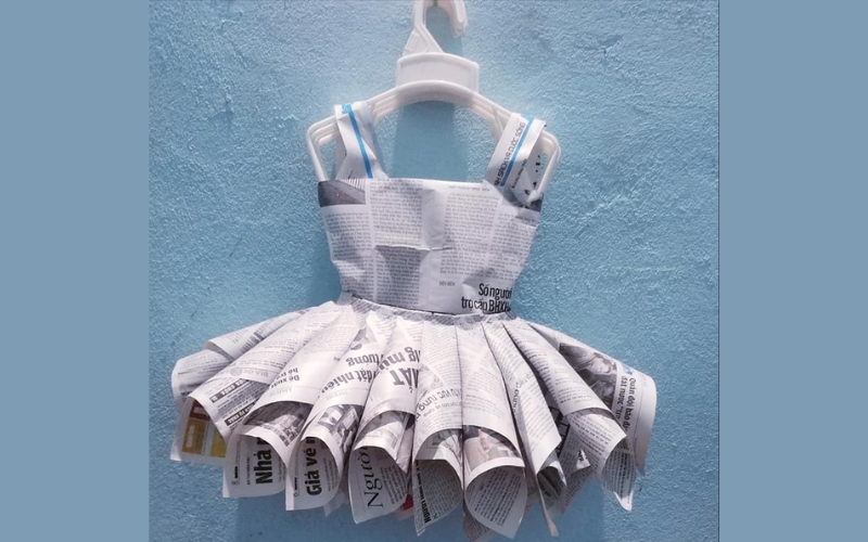 Vật liệu và dụng cụ cơ bản cần có như giấy báo