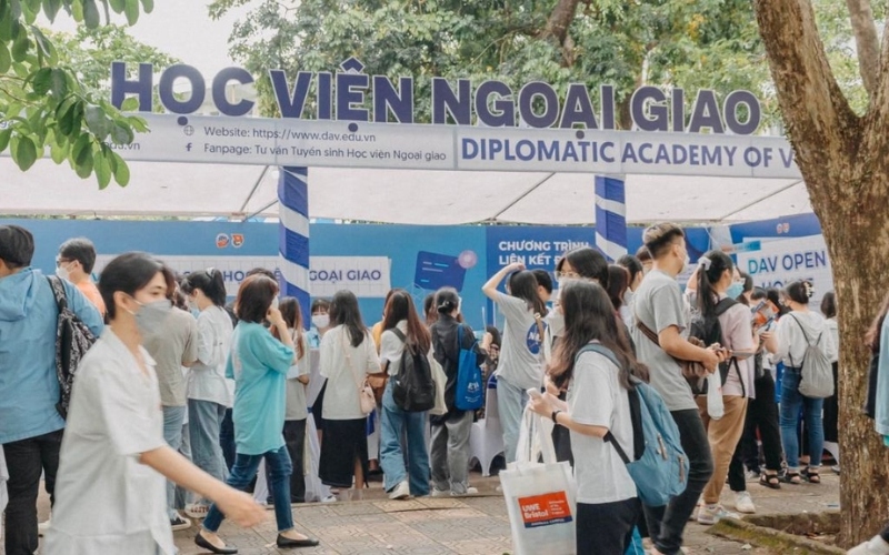 Một chiếc áo chung giúp quảng bá hình ảnh khoa