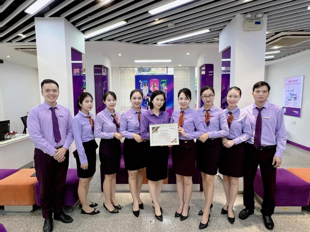 Đồng phục sơ mi giúp nâng cao tác phong