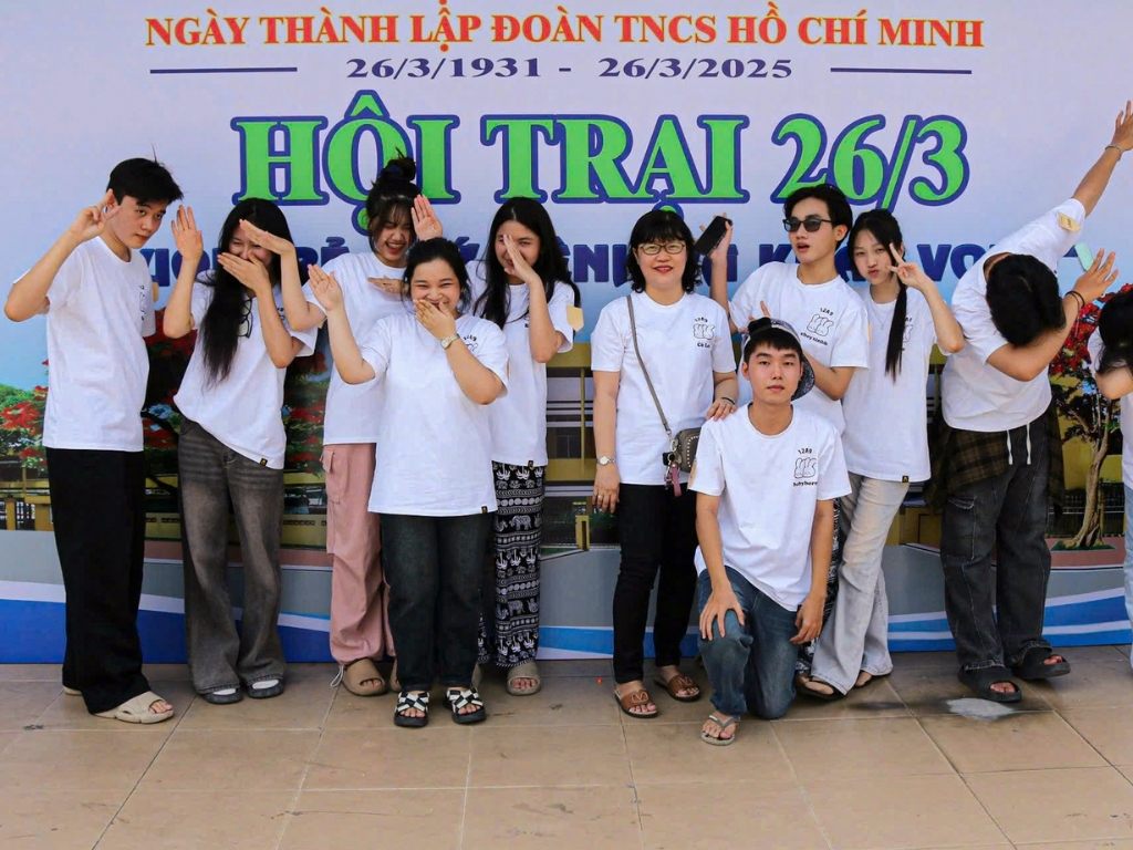 Một chiếc áo phong đẹp cần có form dáng phù hợp với đa số mọi người