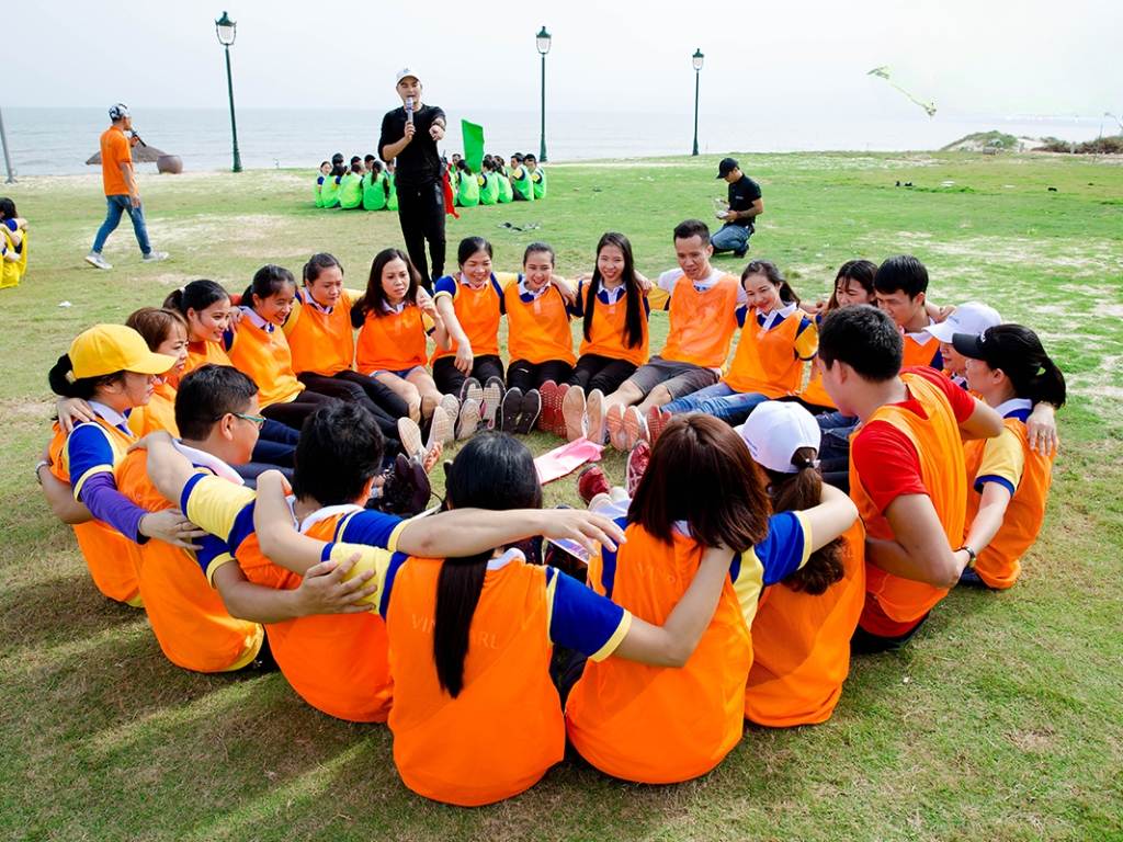 Trò chơi nhóm là cơ hội giúp các thành viên gắn kết với nhau hơn