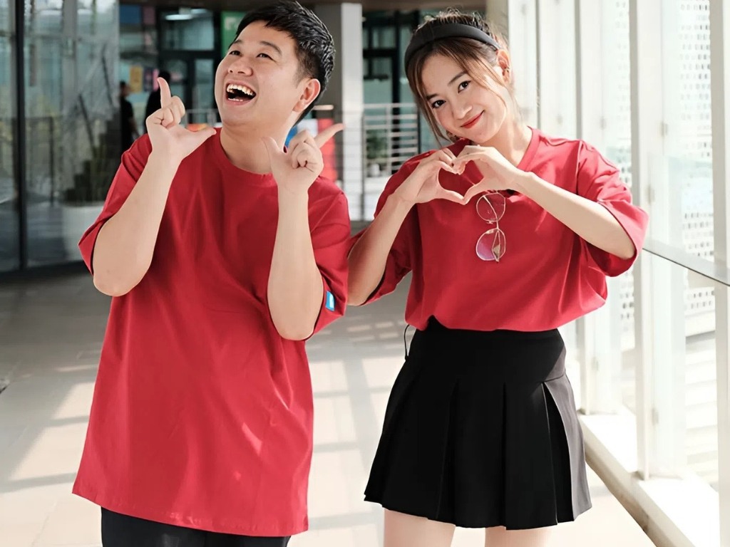 Áo team giúp thể hiện tinh thần đoàn kết