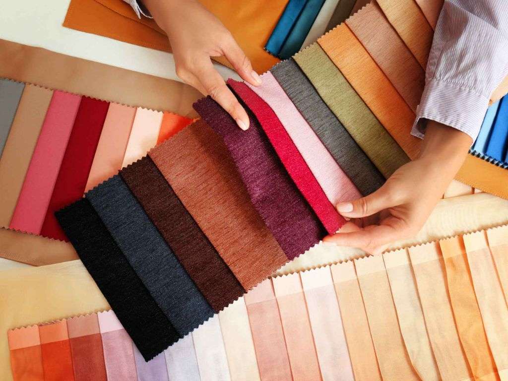 Bạn nên ưu tiên sử dụng chất liệu vải tốt để đảm bảo sự thoải mái