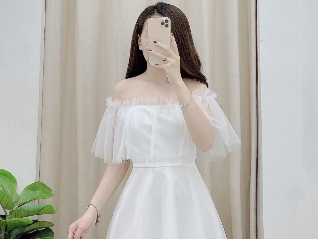 Bạn sẽ hoàn thiện lớp lót và lớp vải chính thành hai sản phẩm