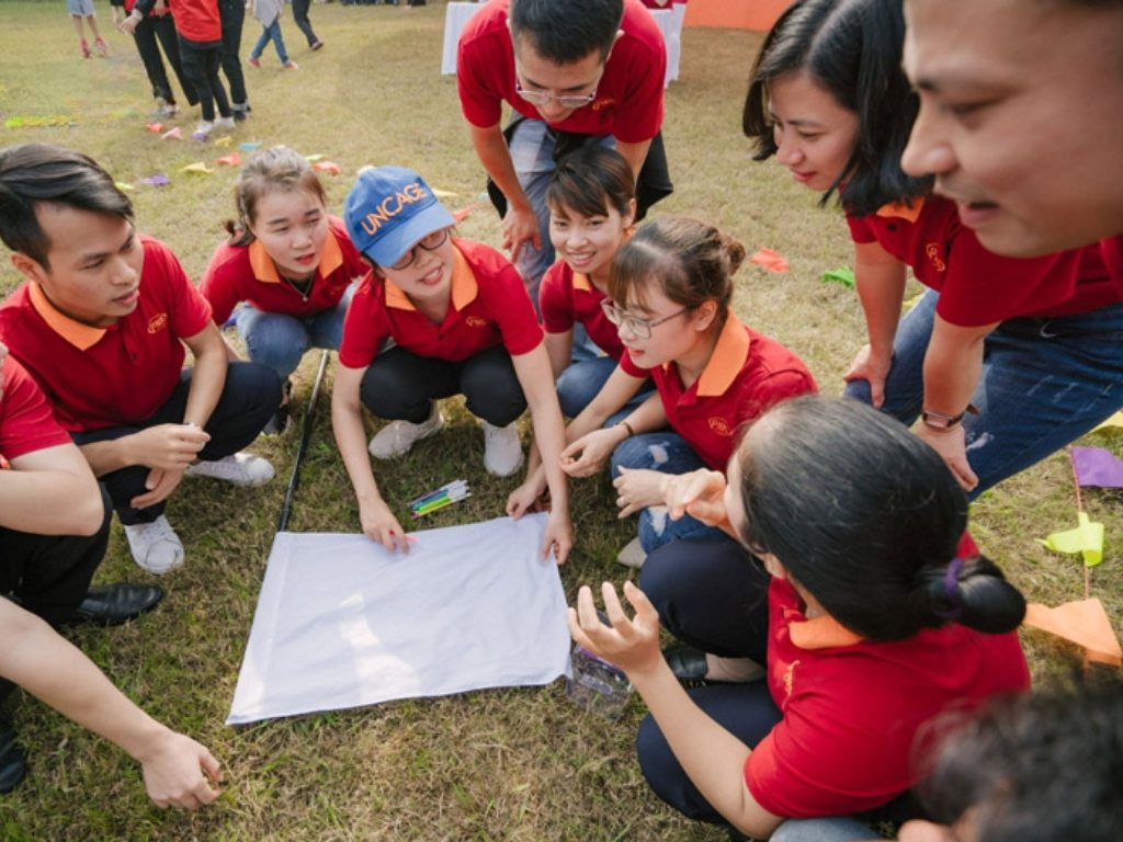 Áo team giúp nâng cao tinh thần đồng đội