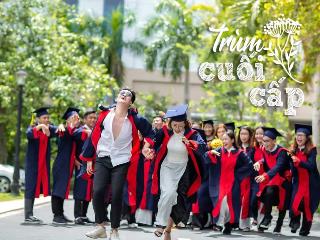 STT họp lớp cấp 3 sau buổi họp mặt