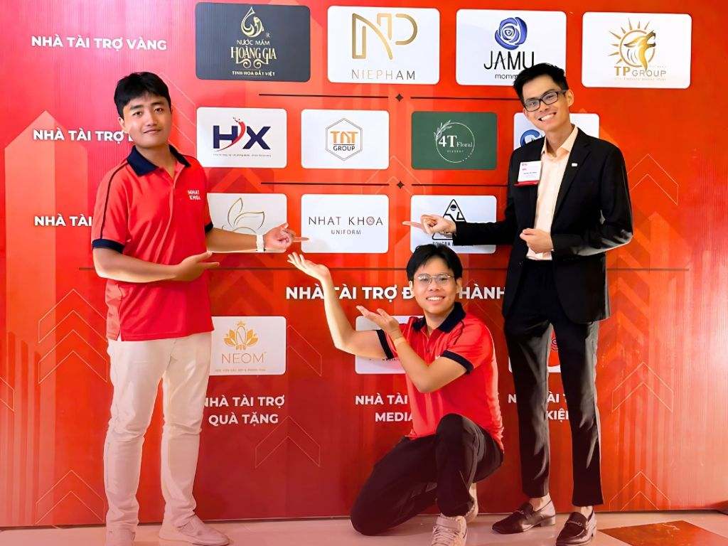 Nhất Khoa là đơn vị uy tín giúp bạn chọn stt họp lớp cấp 3
