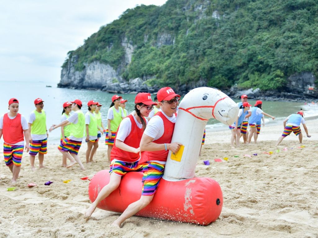 Điều phối chương trình theo đúng kế hoạch tổ chức team building cho công ty