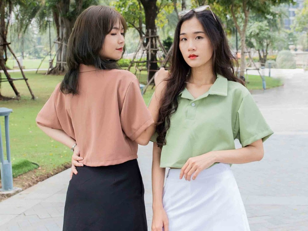 Áo croptop là lựa chọn hoàn hảo cho các team nữ