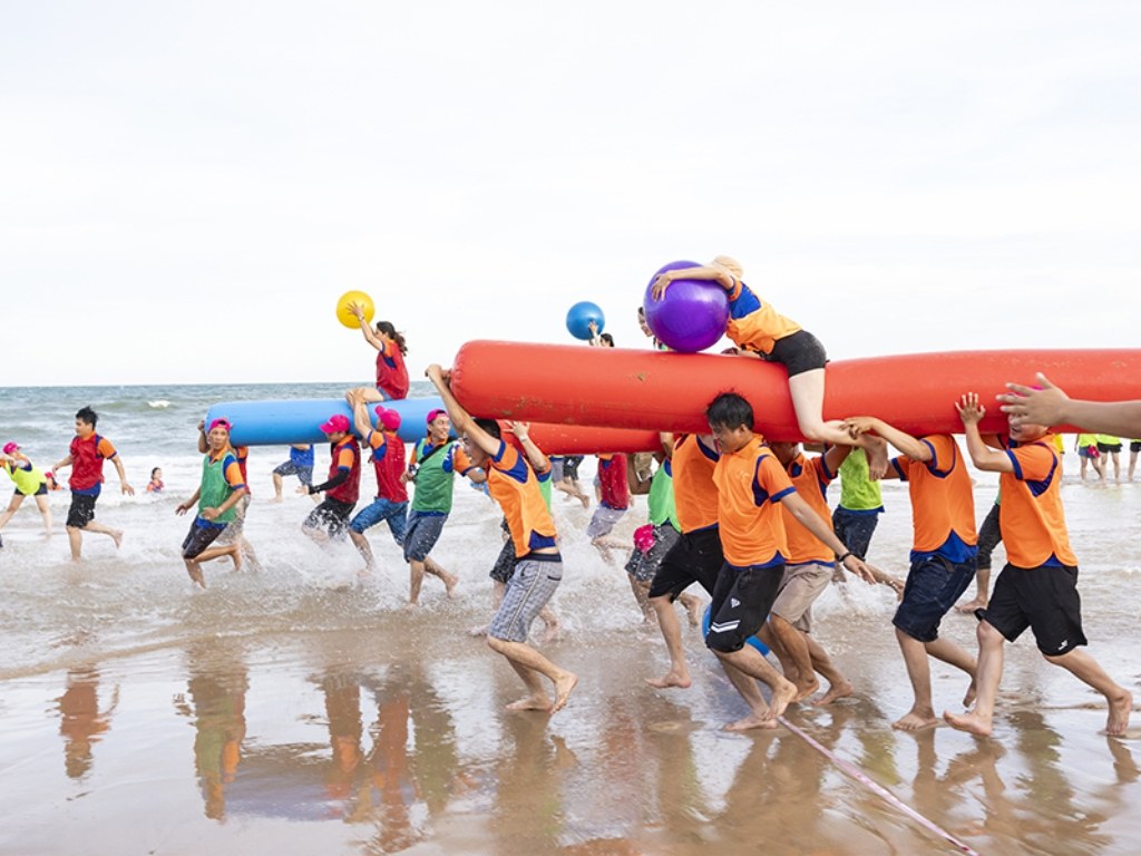 Áo team giúp nâng cao tinh thần tập thể