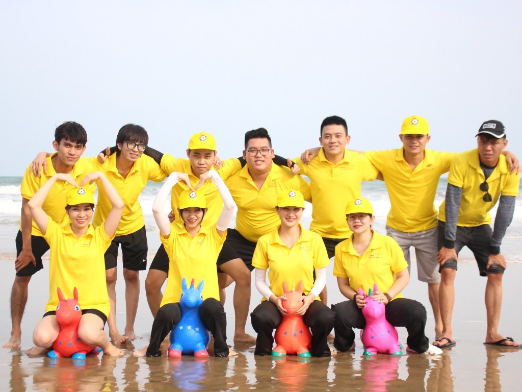 Áo team giúp gắn kết các thành viên trong đội nhóm