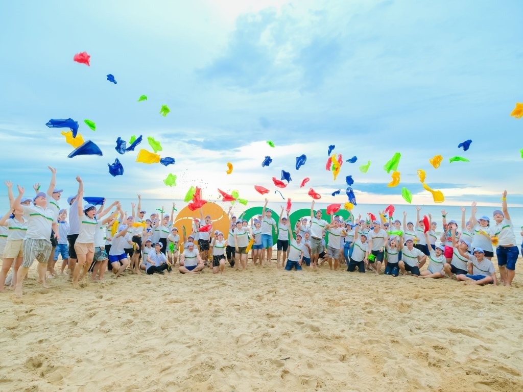 Áo team những bức ảnh kỷ niệm trở nên đồng bộ và ấn tượng và hơn