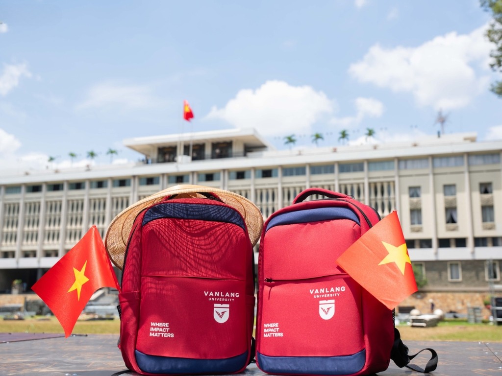 Balo đồng phục đại học Văn Lang