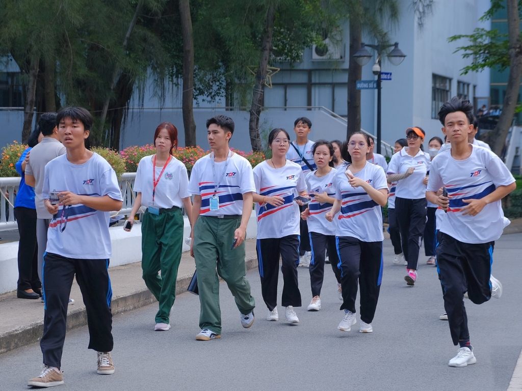 Đồng phục thể dục trường TDTU