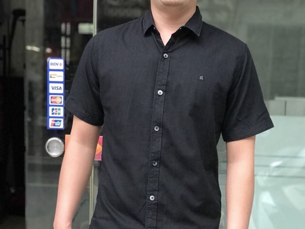 Một chiếc áo sơ mi vải lanh hoa đẹp sẽ mang đến sự mới mẻ
