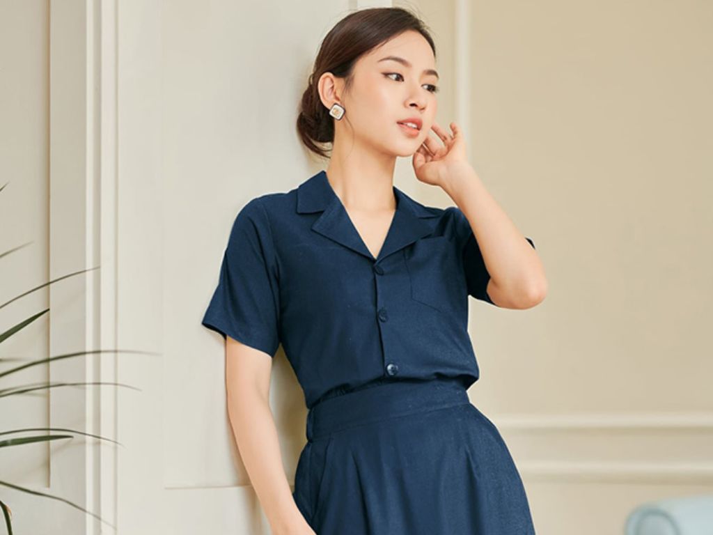 Các mẫu áo có chi tiết bèo nhún, tay bồng cần sự mềm mại