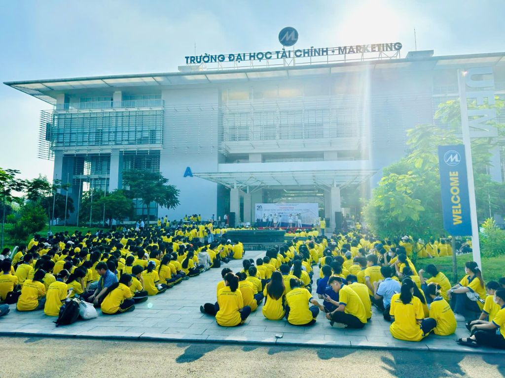 Đại học Tài chính Marketing là trường công hay tư? Đây là trường đại học công lập