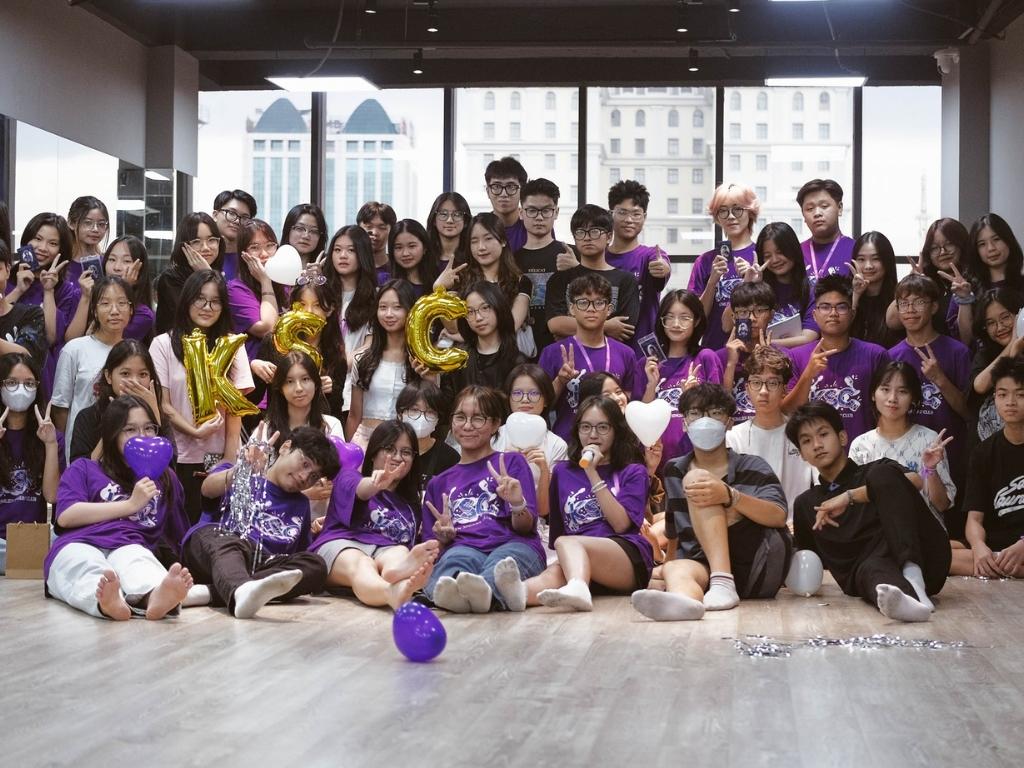 Mẫu áo câu lạc bộ âm nhạc của trường THPT Kim Liên