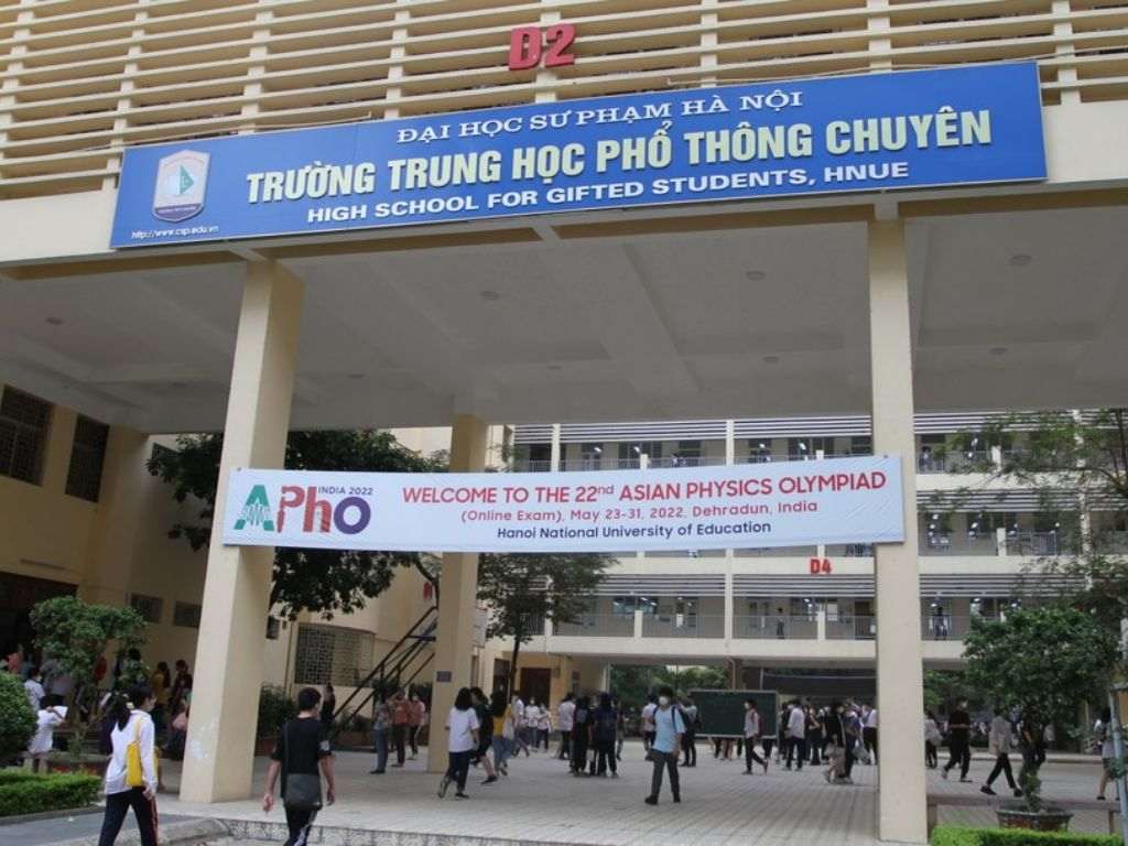 Trường THPT CSP được biết đến với môi trường học tập chất lượng cao